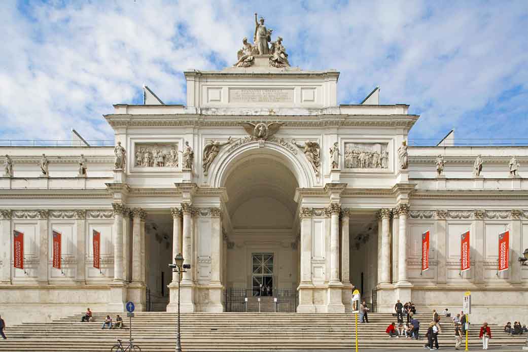 palazzo-delle-esposizioni-1
